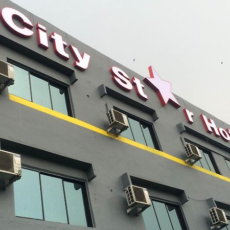 City Star Hotel Kulai Dış mekan fotoğraf