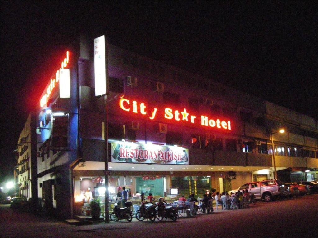 City Star Hotel Kulai Dış mekan fotoğraf